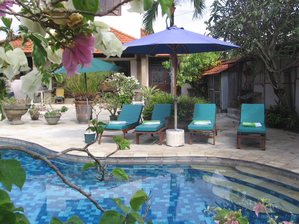 Ombak Putih Bungalows Hotel Nusa Dua  Kültér fotó