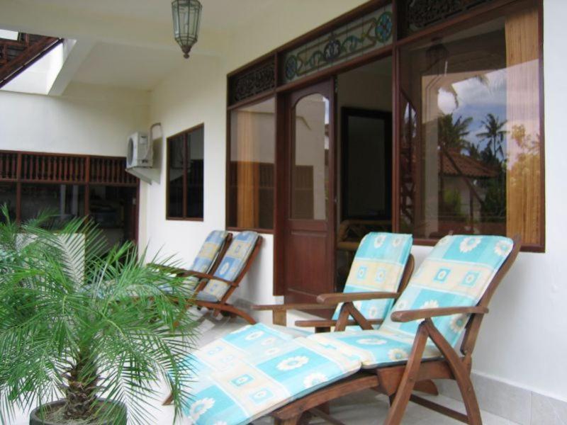 Ombak Putih Bungalows Hotel Nusa Dua  Kültér fotó