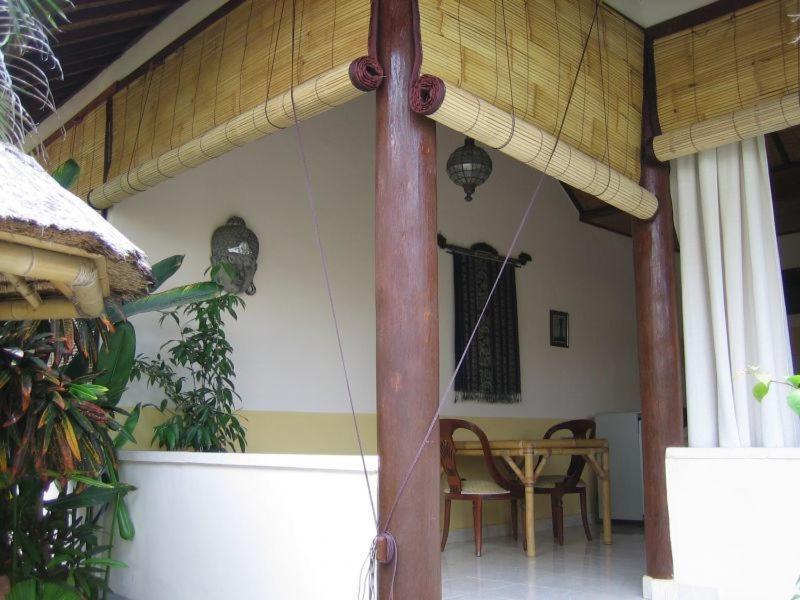 Ombak Putih Bungalows Hotel Nusa Dua  Kültér fotó
